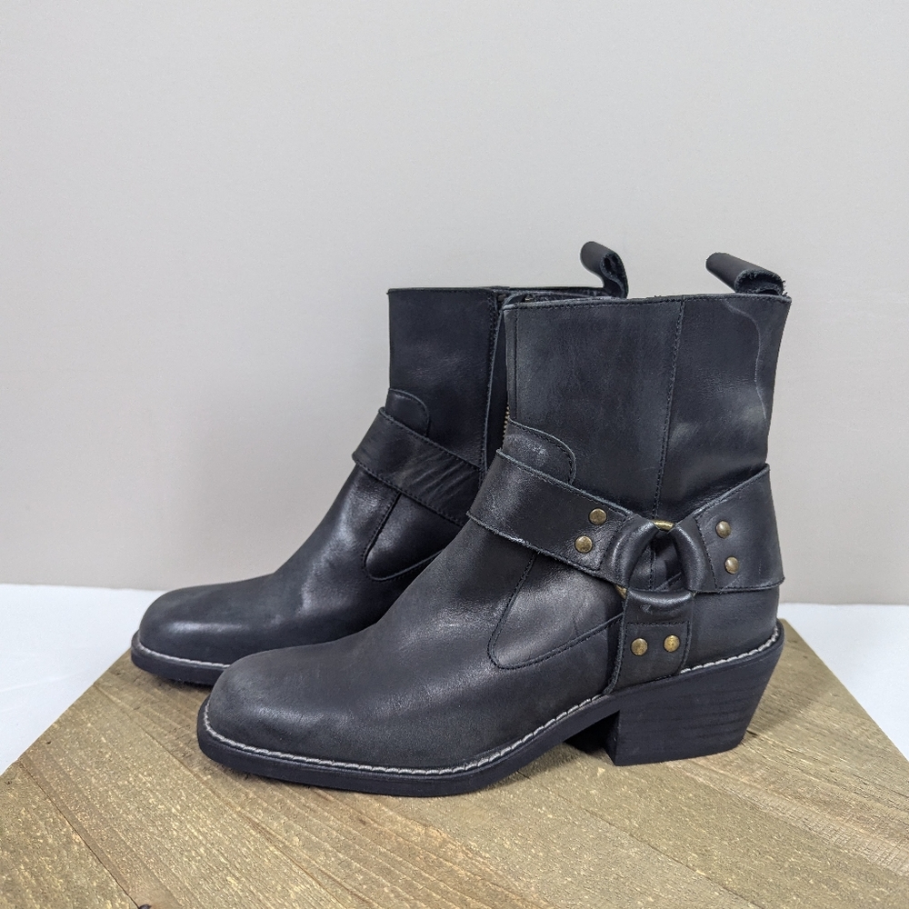 Black Ankle Boots